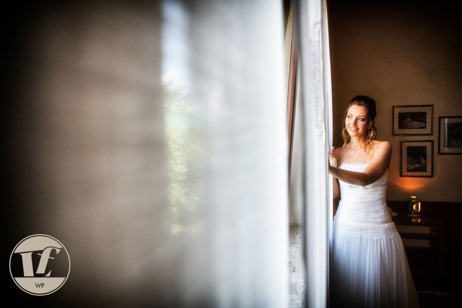 Country Chic wedding Italy. Destination wedding photographer
