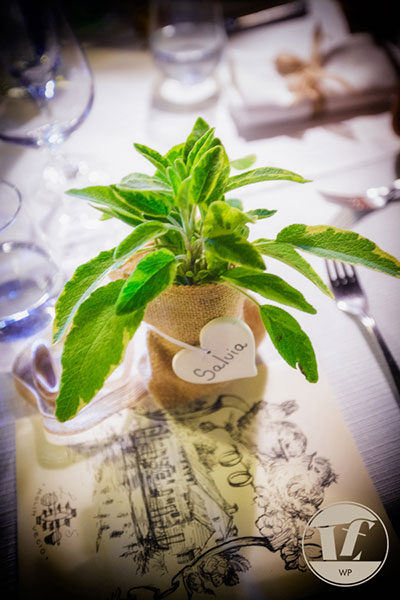 Country Chic wedding Italy. Destination wedding photographer