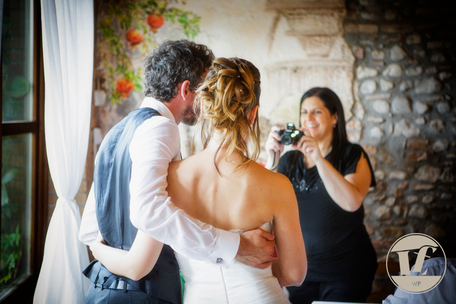 Country Chic wedding Italy. Destination wedding photographer