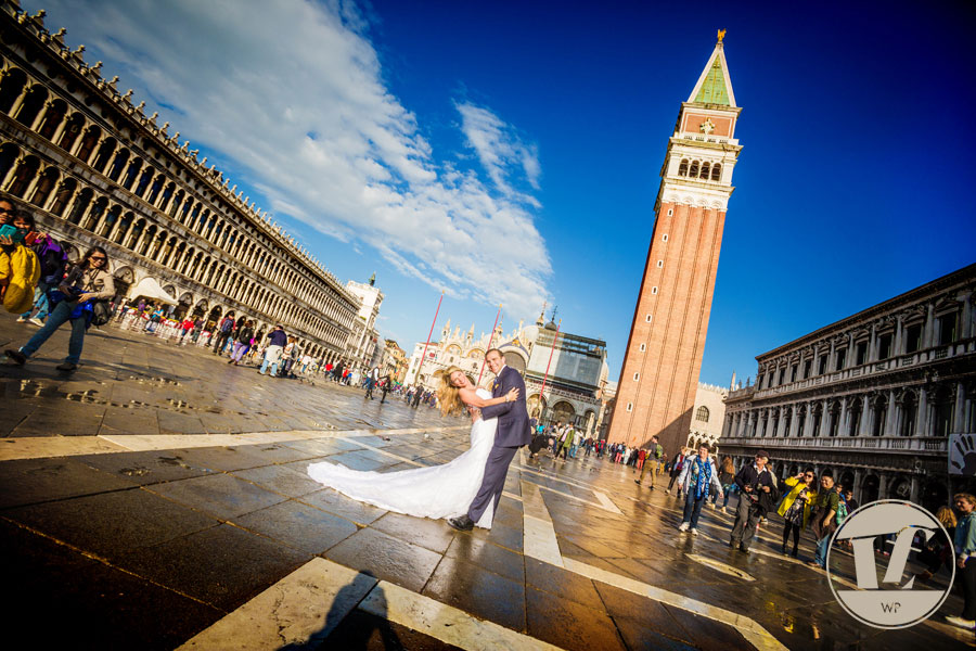 Venice post wedding photographer. Italy destination wedding photography