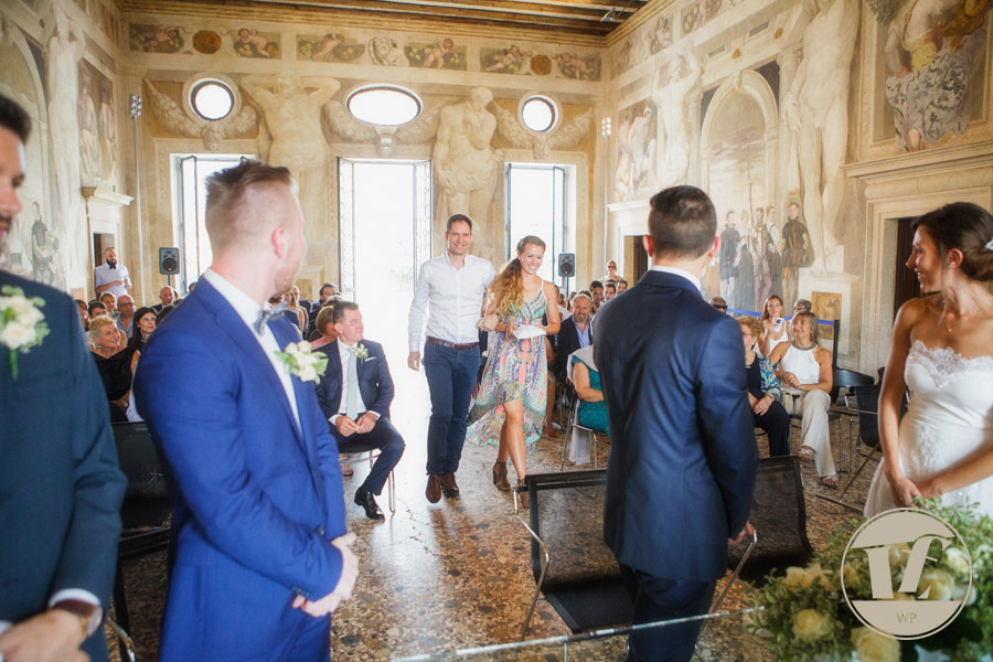 Villa Caldogno Vicenza photographer. Italy wedding photography
