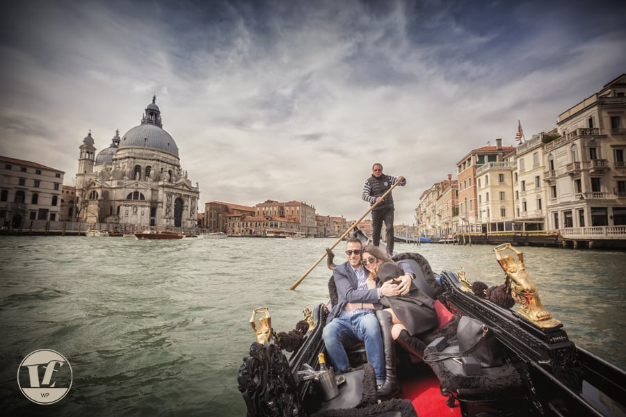 fotografo fidanzamento venezia fotografo fidanzamento gondola venezia