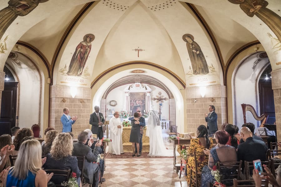 Carla e Loris. Matrimonio multietnico a Schio, Vicenza. Reportage fotografico di matrimonio