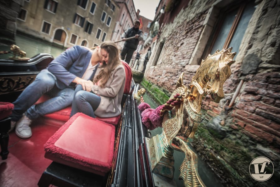 proposta matrimonio gondola venezia Proposta di matrimonio in gondola, sotto il ponte dei Sospiri, Venezia