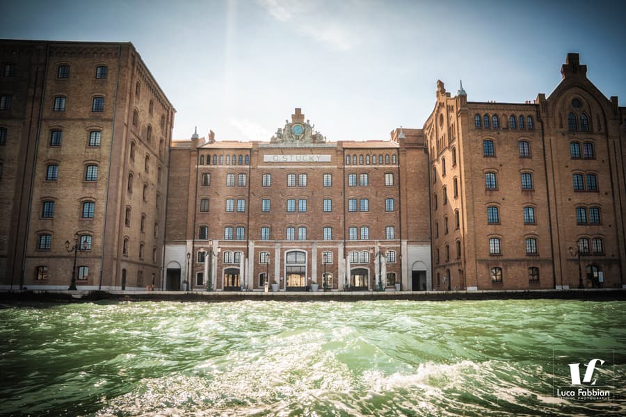 fotografo per luna di miele a Venezia hotel hilton molino stucky