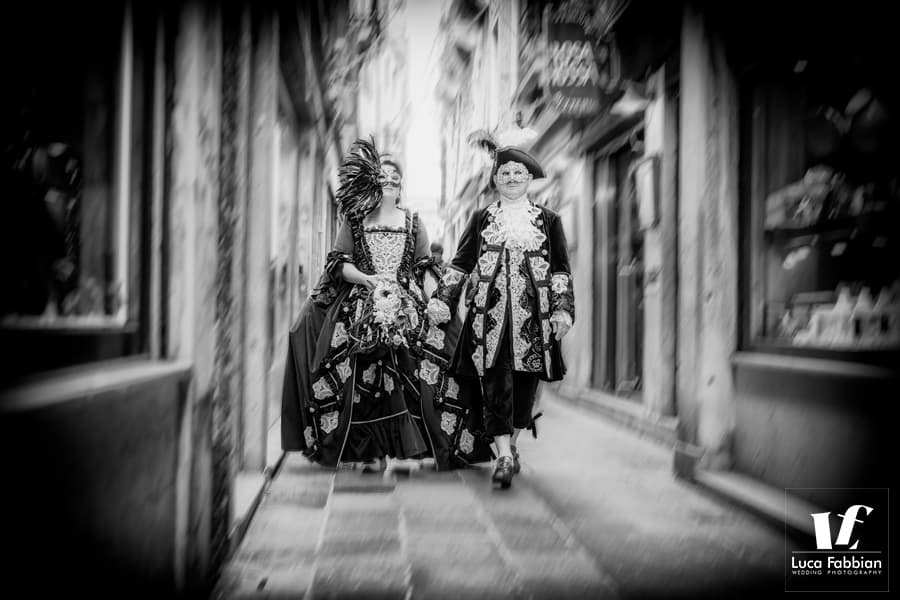 fotografo matrimonio Venezia carnevale elopement al carnevale di Venezia
