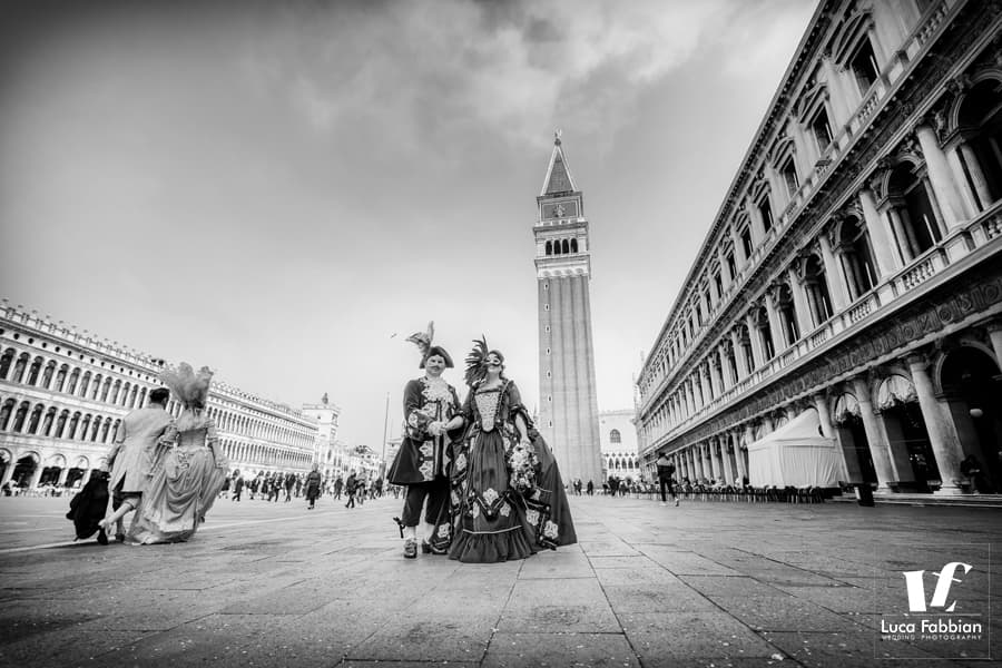fotografo matrimonio Venezia carnevale elopement al carnevale di Venezia