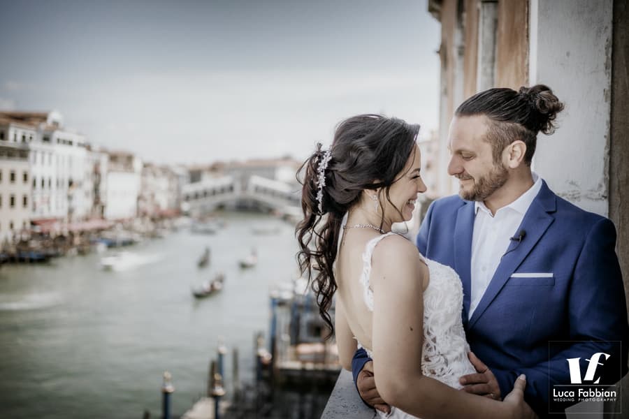 Luca Fabbian – fotografo matrimonio Venezia matrimonio intimo ponte di Rialto Venezia