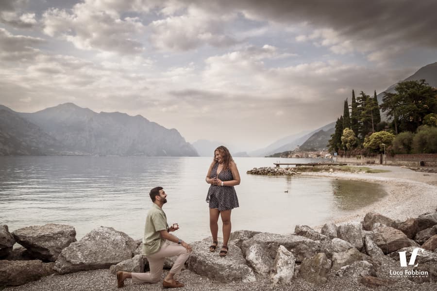 fotografie proposta di matrimonio lago di Garda fotografo fidanzati lago di Garda