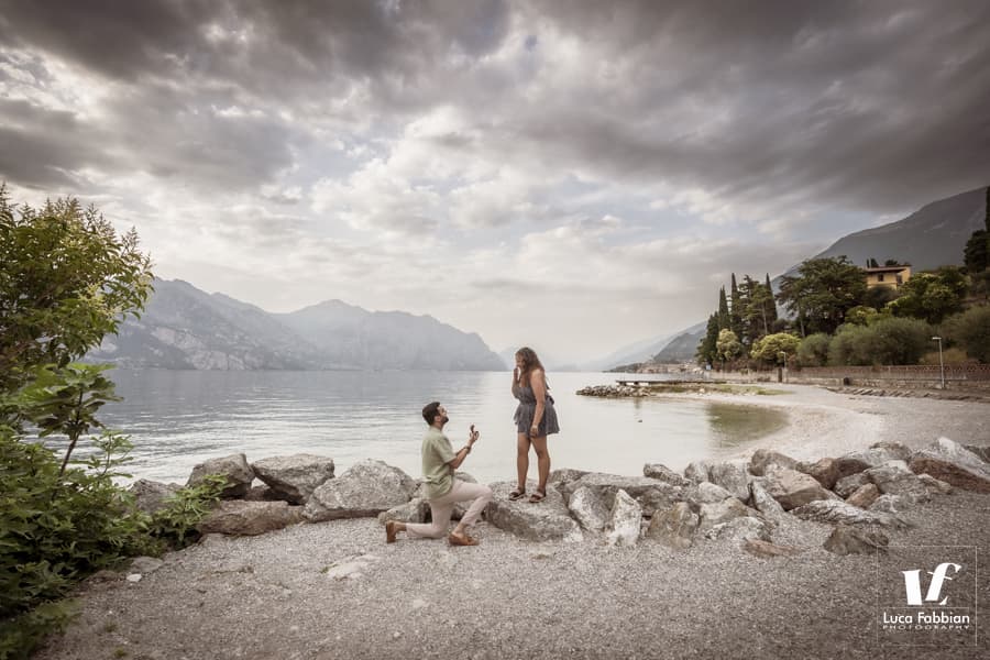 fotografie proposta di matrimonio lago di Garda fotografo fidanzati lago di Garda